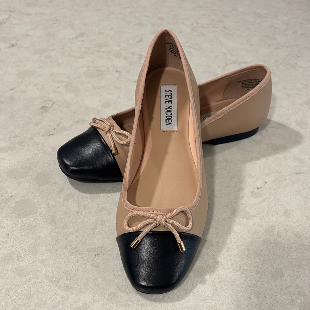 Steve Madden Women's Black and Cream Loafers